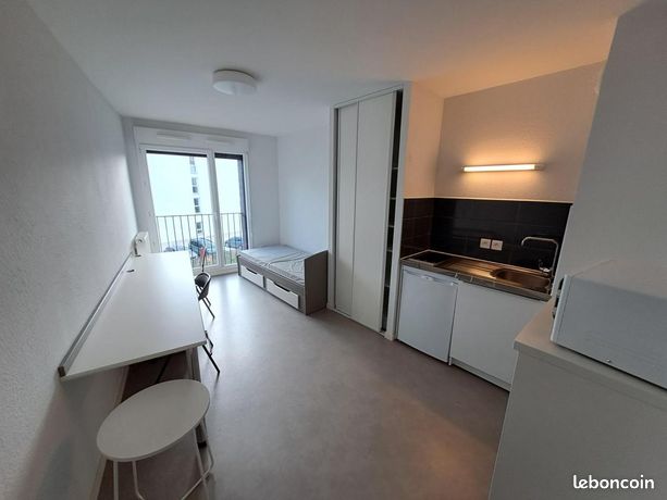 Studio 1 pièce 21 m²