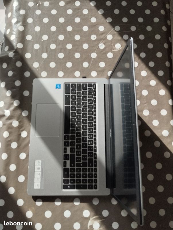 Ordinateur Chromebook Acer 15,6 pouces (image 4)