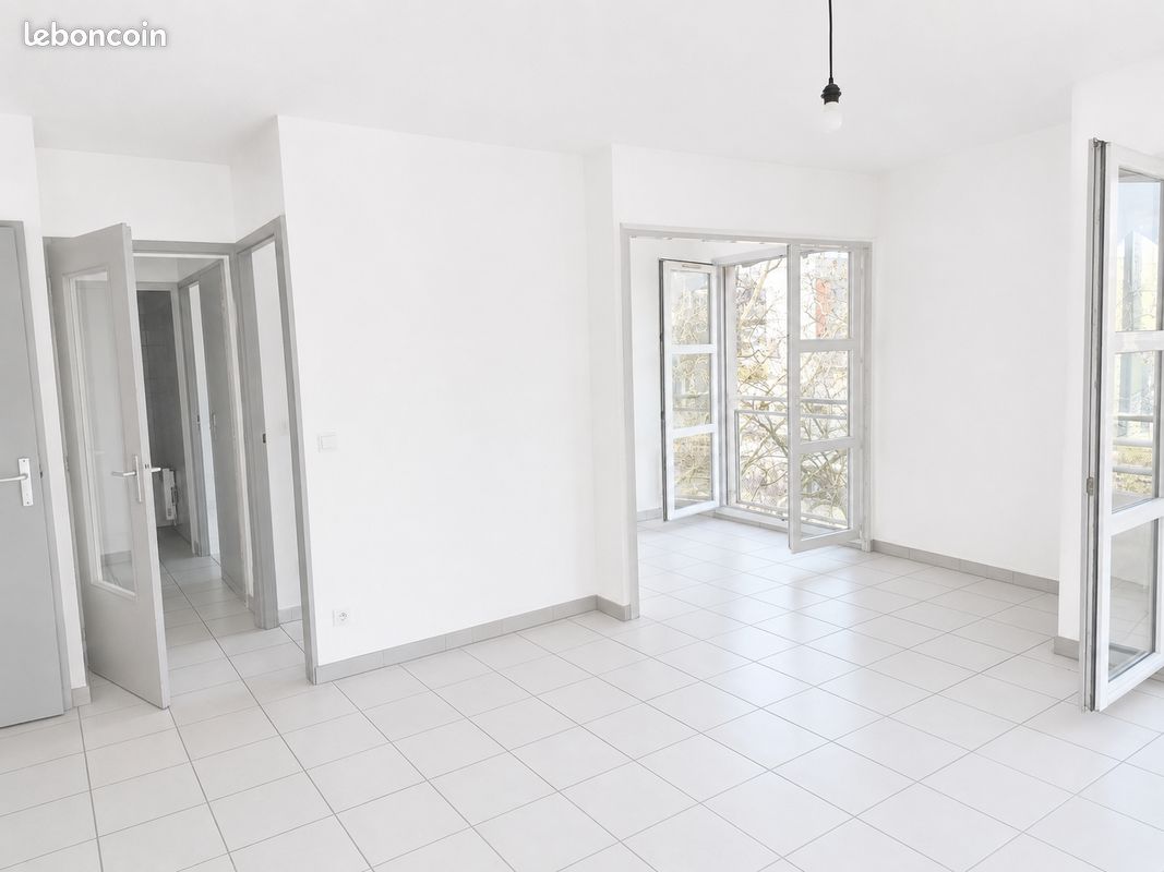 Appartement 2 pièces 45 m² · à Grenoble · 45 m² · 750 €