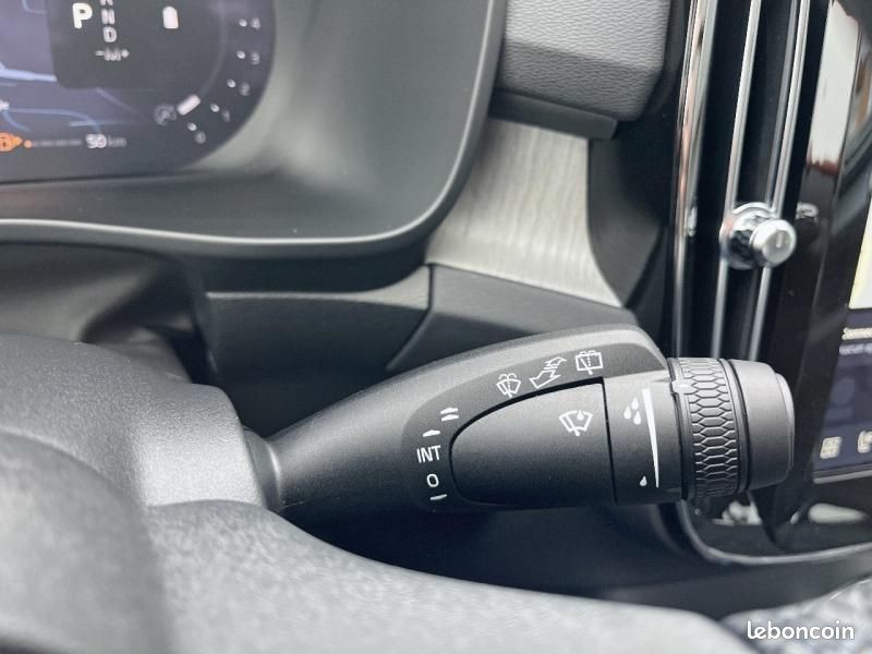 Volvo XC40 B3 163ch Lounge Edition DCT 7 (image 18)
