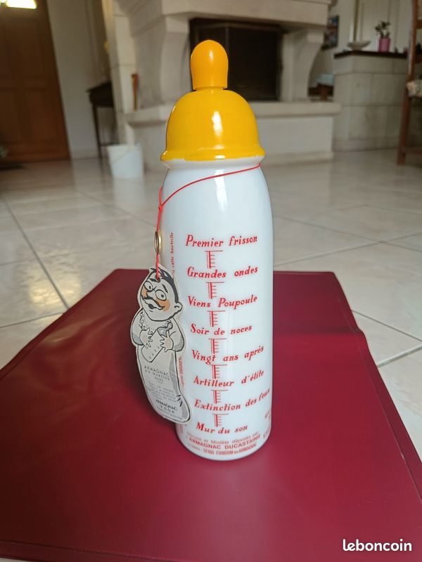 Bouteille décorative d'armagnac (image 1)
