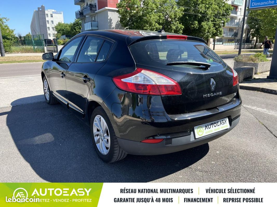 Renault Megane III Phase 2 Hatchback 1.2 TCE 16V ECO2 S&S (image 7)