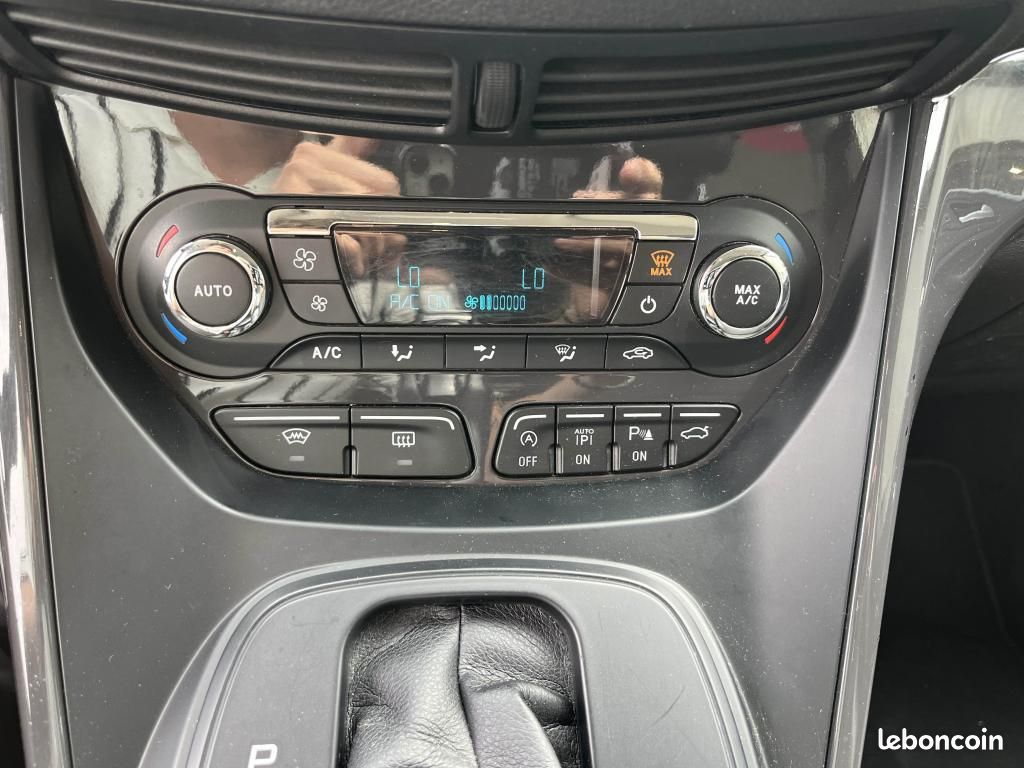 FORD KUGA 2.0 TDCi - 180 Powershift 4x4 Sport Platinium (image 18)