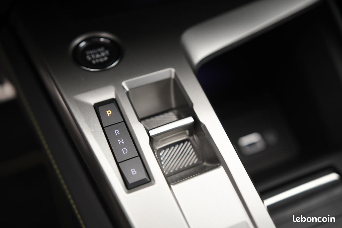 PEUGEOT 308 SW PHEV 180 e-EAT8 GT +ATTELAGE (image 33)