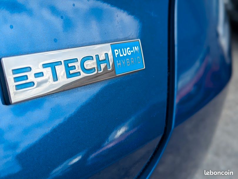 Captur e-tech 160ch plug-in intens / 1ere Main / ancien leasing (image 4)