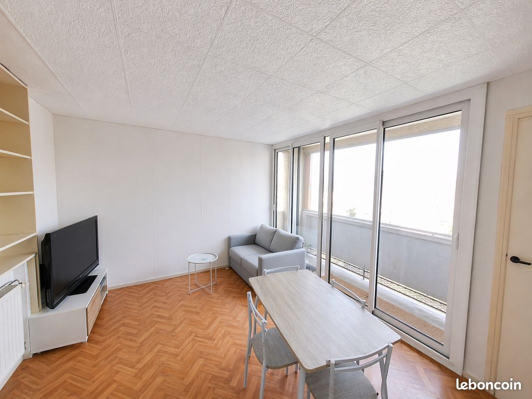 Appartement 3 pièces 56 m² · à Poissy · 56 m² · 158 250 €
