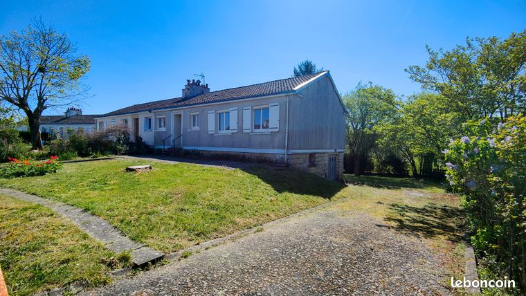 Maison mitoyenne calme 90m2 avec sous-sol complet