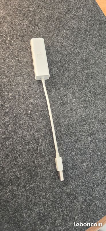 Adaptateur ethernet usb Apple (image 1)