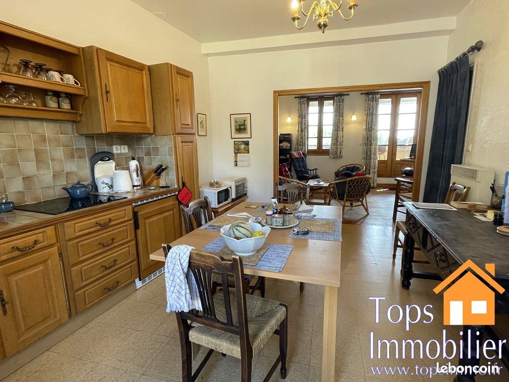 Maison 6 pièces 102 m² · à Najac · 102 m² · 129 000 €