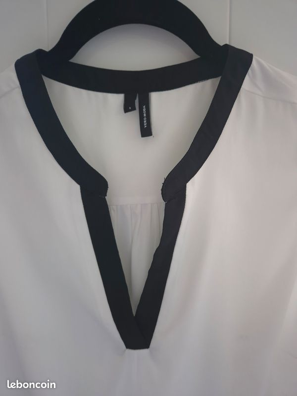 Top Vero Moda blanc/crème – Liseré noir – Taille S (image 2)