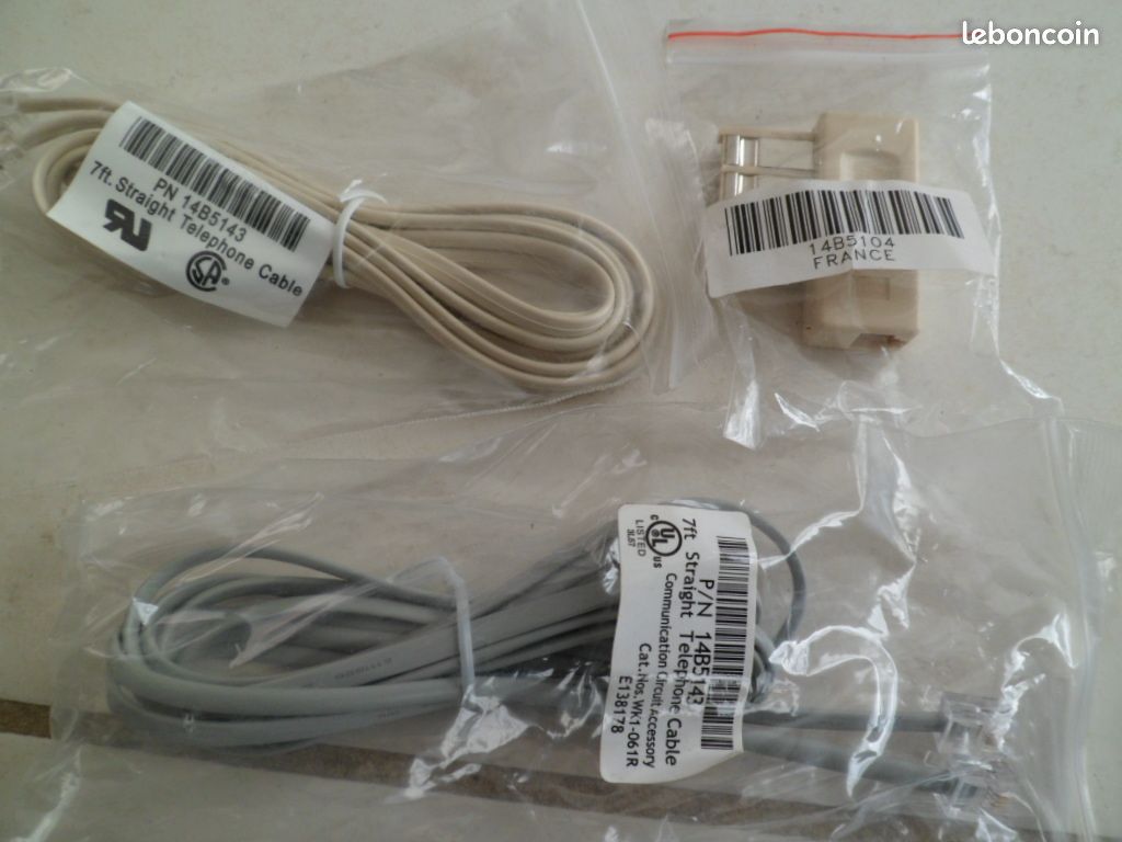 Prise + cable téléphone (image 1)