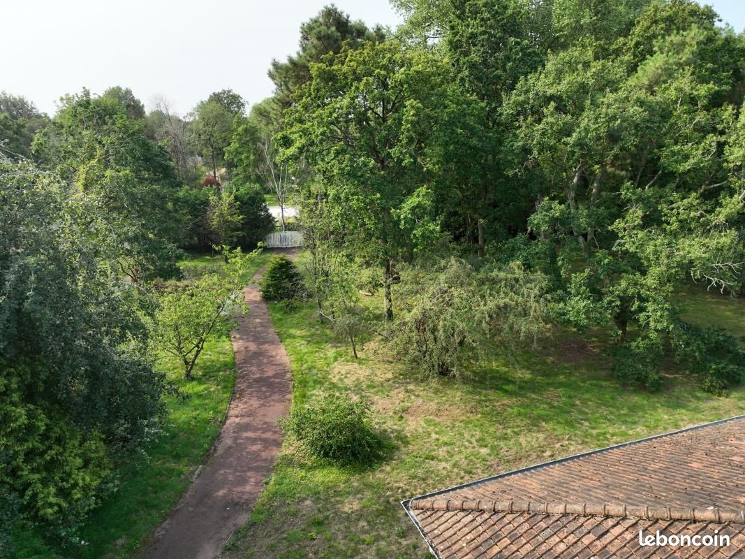 Maison 5 pièces 250 m² (image 3)