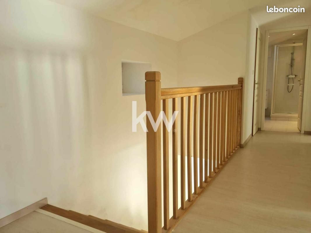 Maison 5 pièces 140 m² - Fouquebrune 16410 (image principale 9)