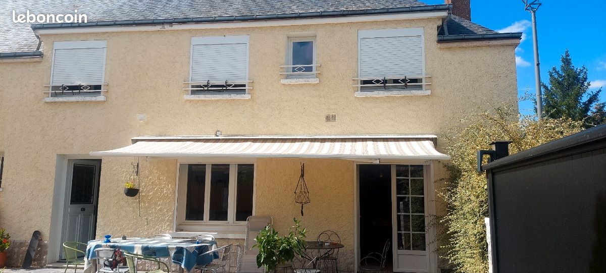 Maison 9 pièces 208 m² · à Josnes · 208 m² · 240 000 €
