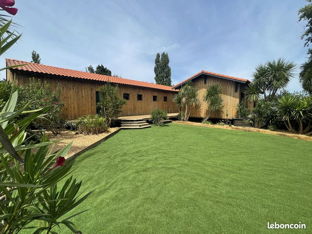 Maison 12 pièces 180 m² · à Talais · 180 m² · 348 000 €