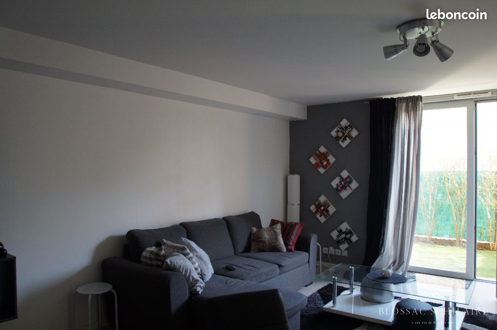 Appartement 3 pièces 86 m² · à Poitiers · 86 m² · 735 €/mois