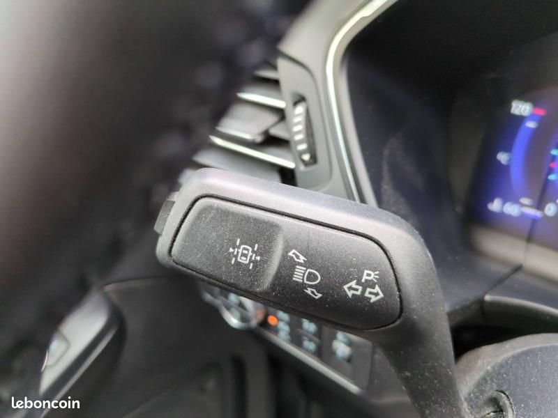 Ford Kuga 2.5 Duratec 190ch FHEV E85 Titanium BVA (image 13)