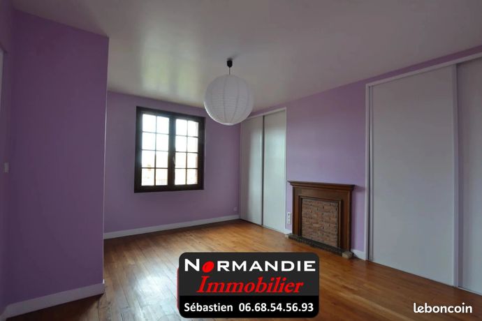 https://img.leboncoin.fr/api/v1/lbcpb1/images/2c/88/97/2c889747aa4c1924624a610b8f7cd750aabd2524.jpg?rule=ad-image