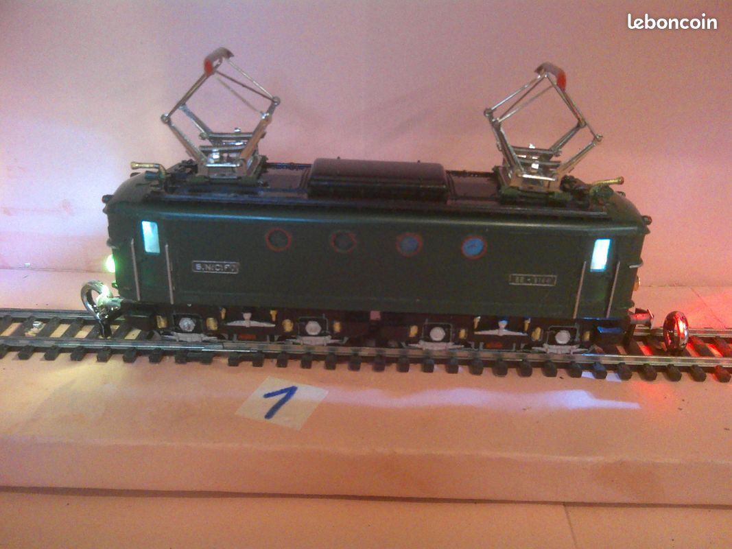 Locomotive électrique Hornby ACHO Meccano - Échelle 1/87 - BB 8144 - Neuve Sous Boîte
