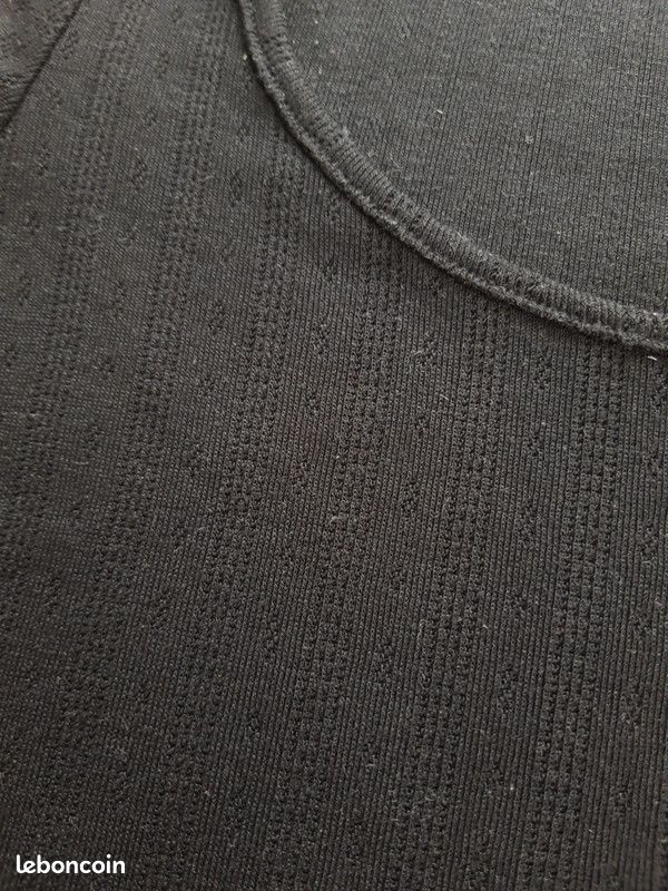 2 t-shirts XS (image 5)