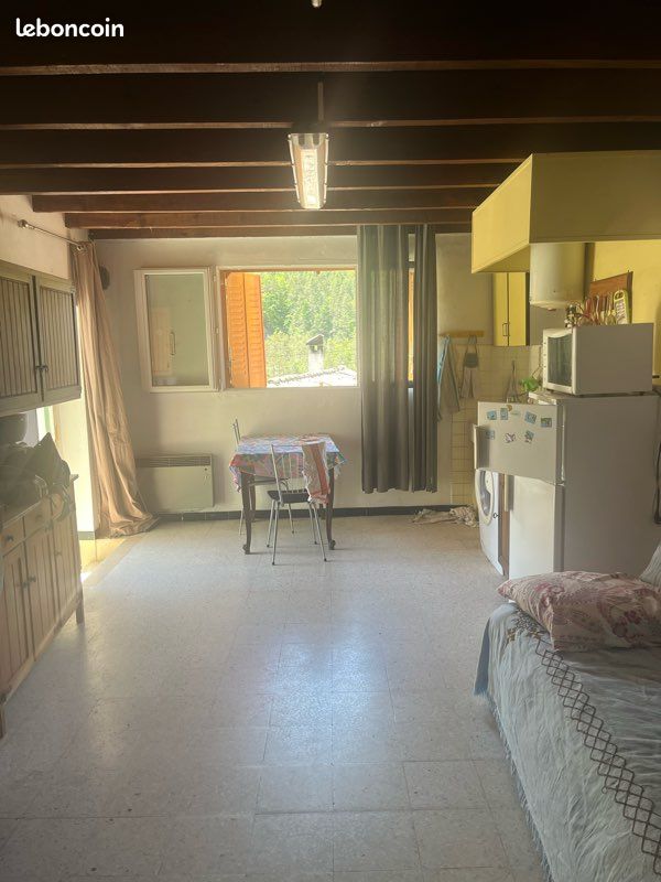 Maison 2 pièces 27 m² · à Collongues · 27 m² · 35 000 €
