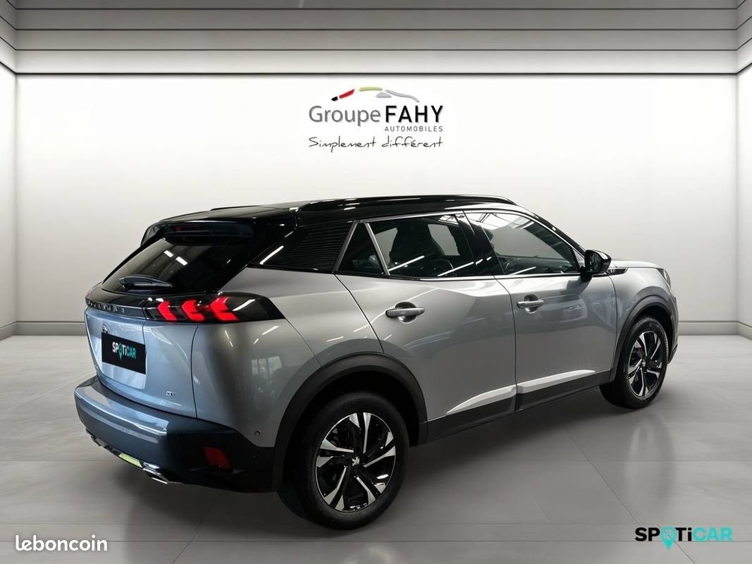 PEUGEOT 2008 PureTech 130 S&S EAT8 GT (image 9)