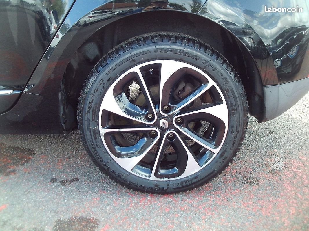 Renault MEGANE III 1.6 DCI 130CH BOSE BV6 5 PORTES (image 10)