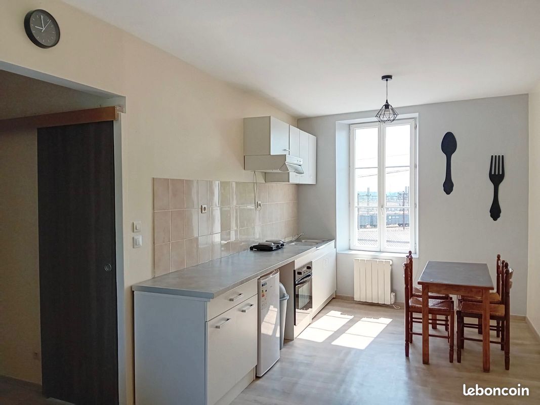 Appartement 1 pièce 29 m² · à Vierzon · 29 m² · 360 €