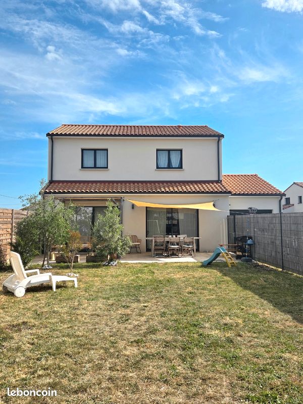 Maison 7 pièces 131 m² · à Saint-Julien-de-Concelles · 131 m² · 1 650 €/mois