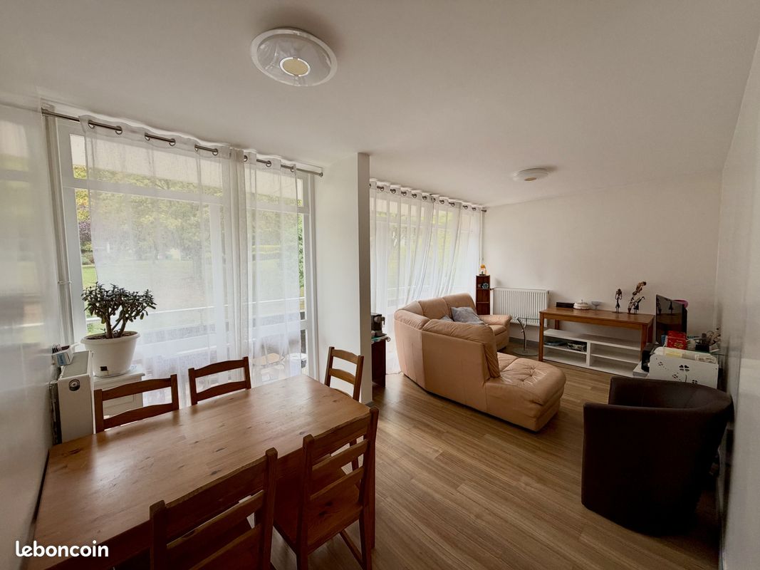 Appartement 3 pièces 69 m² · à Livry-Gargan · 69 m² · 180 000 €