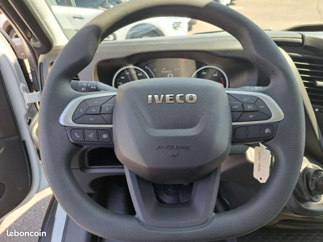 Iveco Daily PLATEAU 35C16 160CV 3L ALUMINIUM 3M80 COFFRE PANIER (image 20)