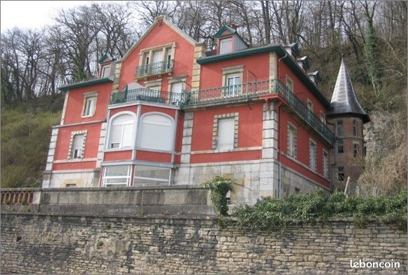 Appartement 4 pièces 87 m² · à L'Isle-sur-le-Doubs · 87 m² · 732 €