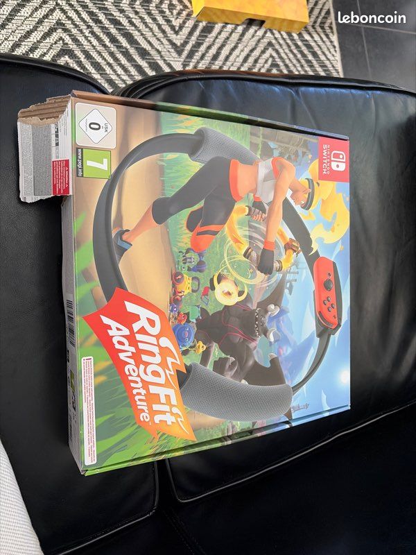 Nintendo Switch (image 3)