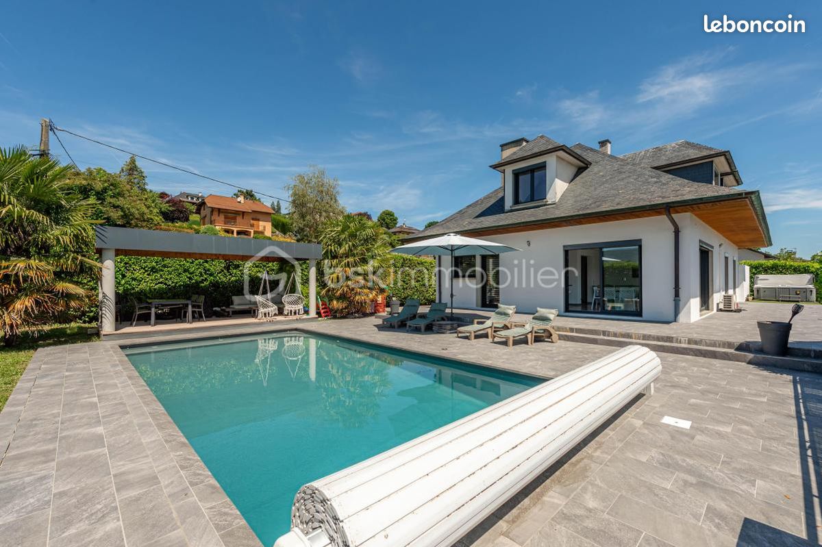 Maison 7 pièces 179 m² · à Entrelacs · 179 m² · 649 000 €