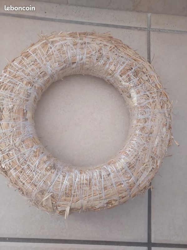 Couronne de Noël à decorer (image 2)