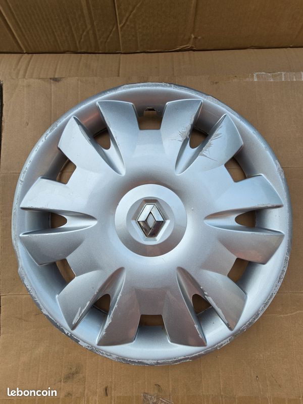1 Enjoliveur Renault "Aria" en 15 Pouces (image 1)