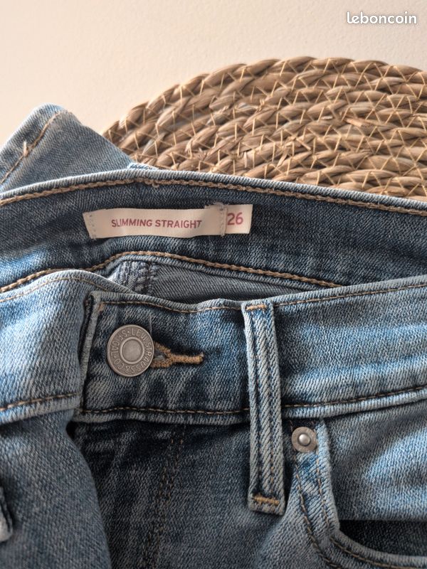 Jeans Levi's Slimming Straight 26 (image 3)