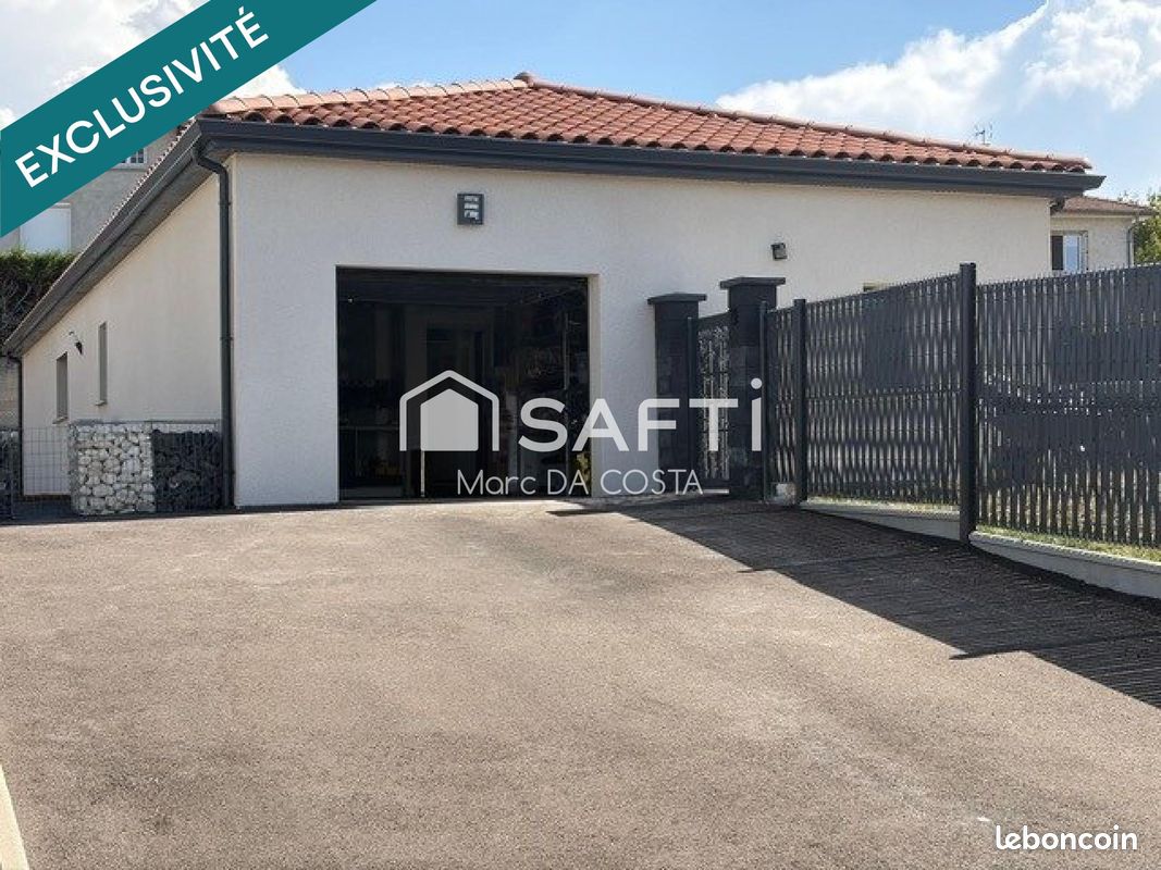 Maison 6 pièces 140 m² · à Savigneux · 140 m² · 499 000 €