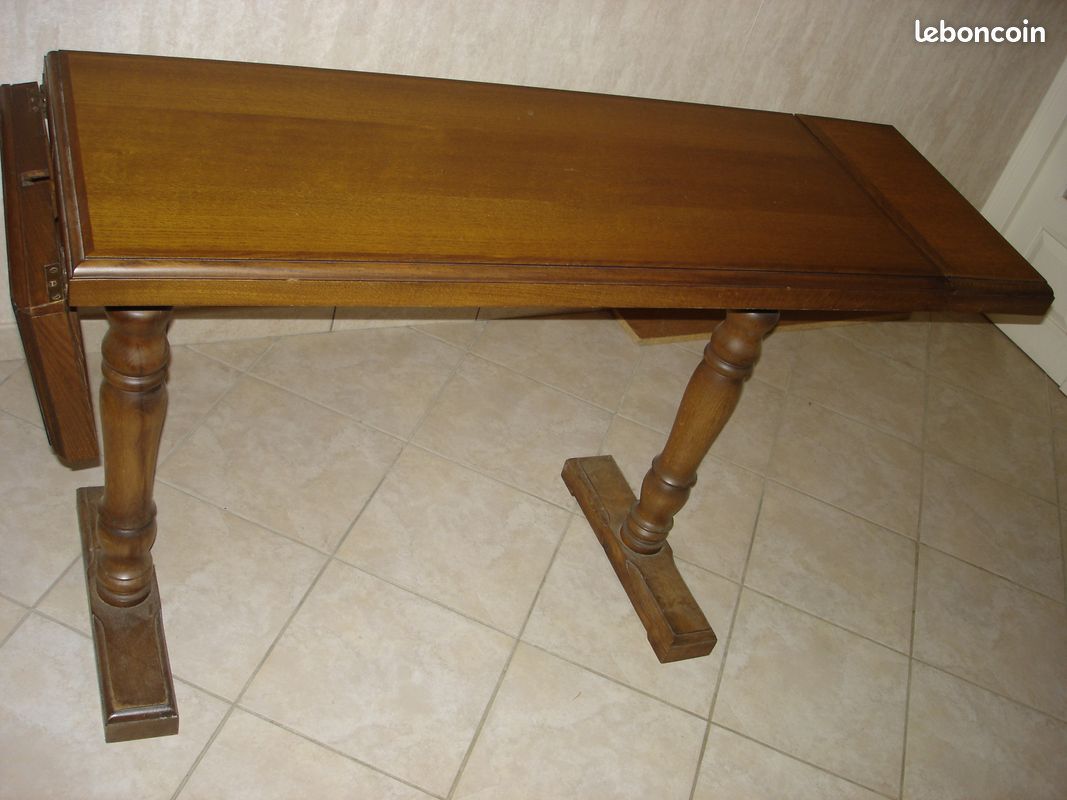 Table en chêne massif 4 personnes Urgent (image 1)