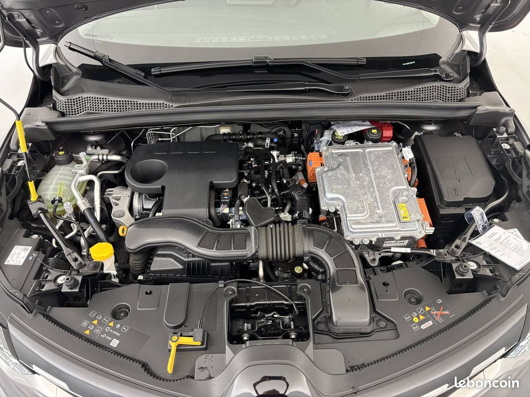 RENAULT Captur E-Tech full hybrid 145 Techno (image 27)