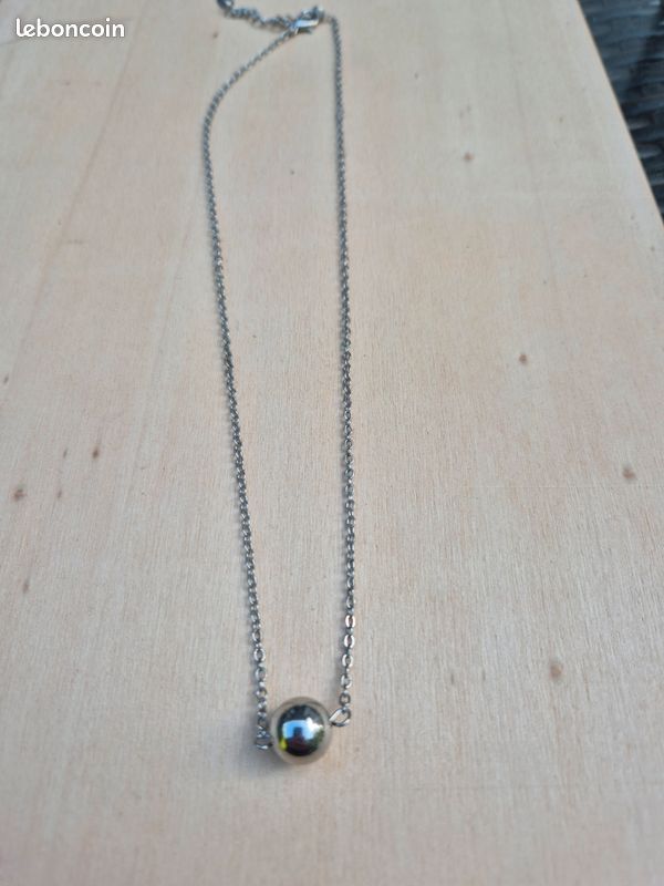 Collier boule fantaisie (image 2)