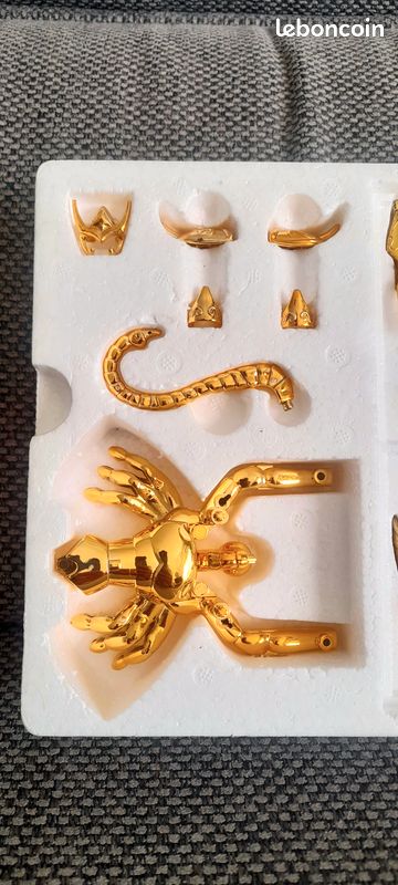 Figurine Chevalier Du Zodiaque Scorpion - Bandai 1987 - Occasion