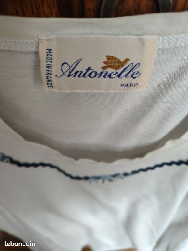 Tee shirt t-shirt femme marque ANTONELLE TAILLE 1 SOIT 42/44 blanc 100% COTON BRODERIE ENCOLURE (image 4)