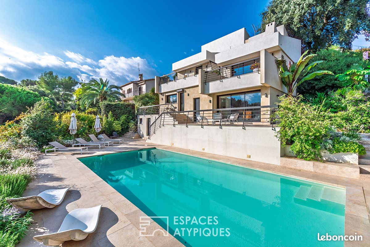 Maison 7 pièces 214 m² · à Antibes · 214 m² · 1 650 000 €