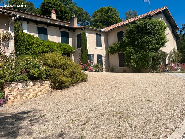Propriété 8 pièces 268 m²