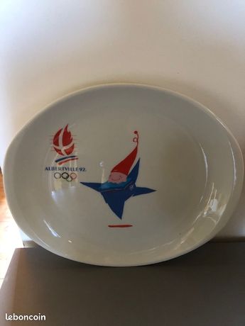 Plat Ovale Ancien En Porcelaine - Jeux Olympiques Albertville 1992 - Collection