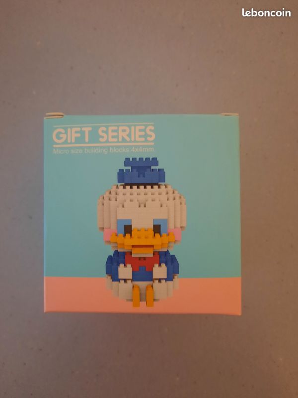 Figurine à construire Donald (image 1)