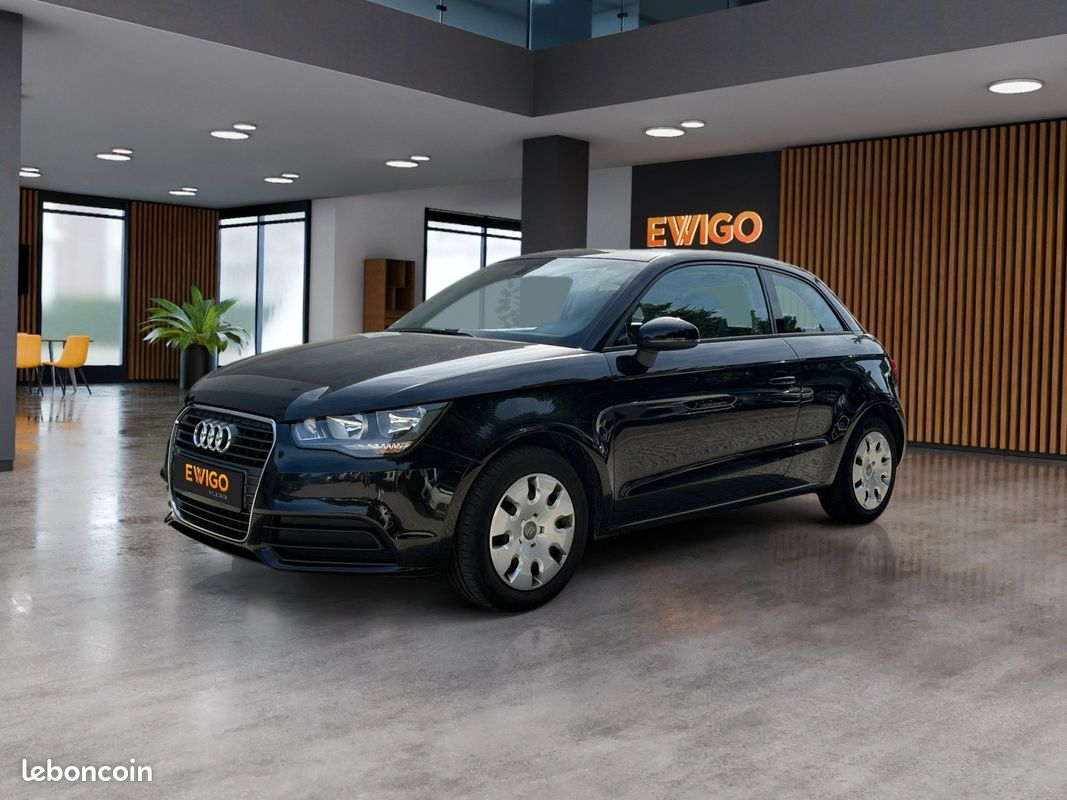 AUDI A1 1.2 TFSI 90 CH AMBIENTE * SIEGES CHAUFFANTS * CLIMATISATION * CHAINE DISTRIBUTION CHANGEe (image 1)