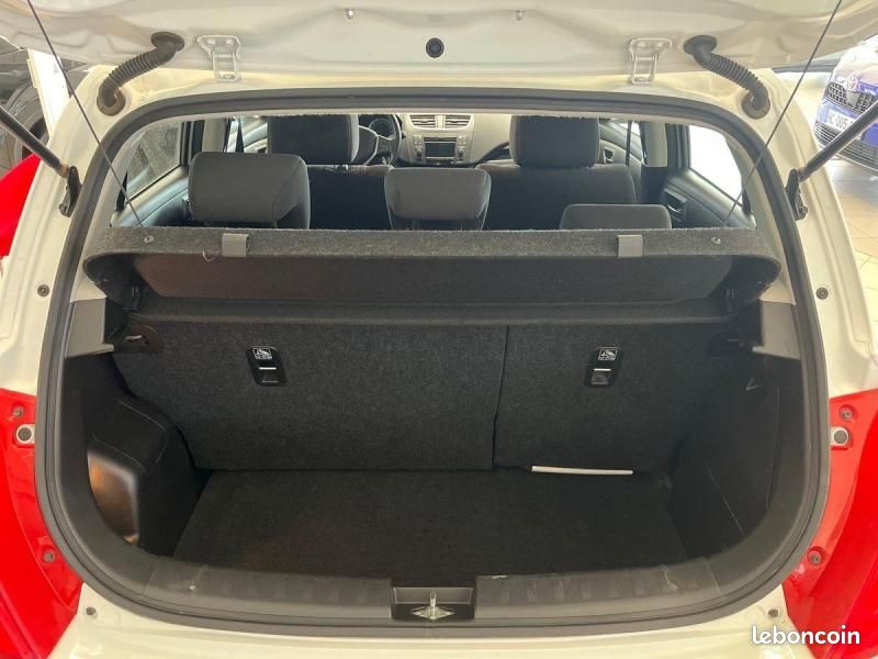 Suzuki Swift 1.2 VVT 94ch Privilège 5p (image 12)