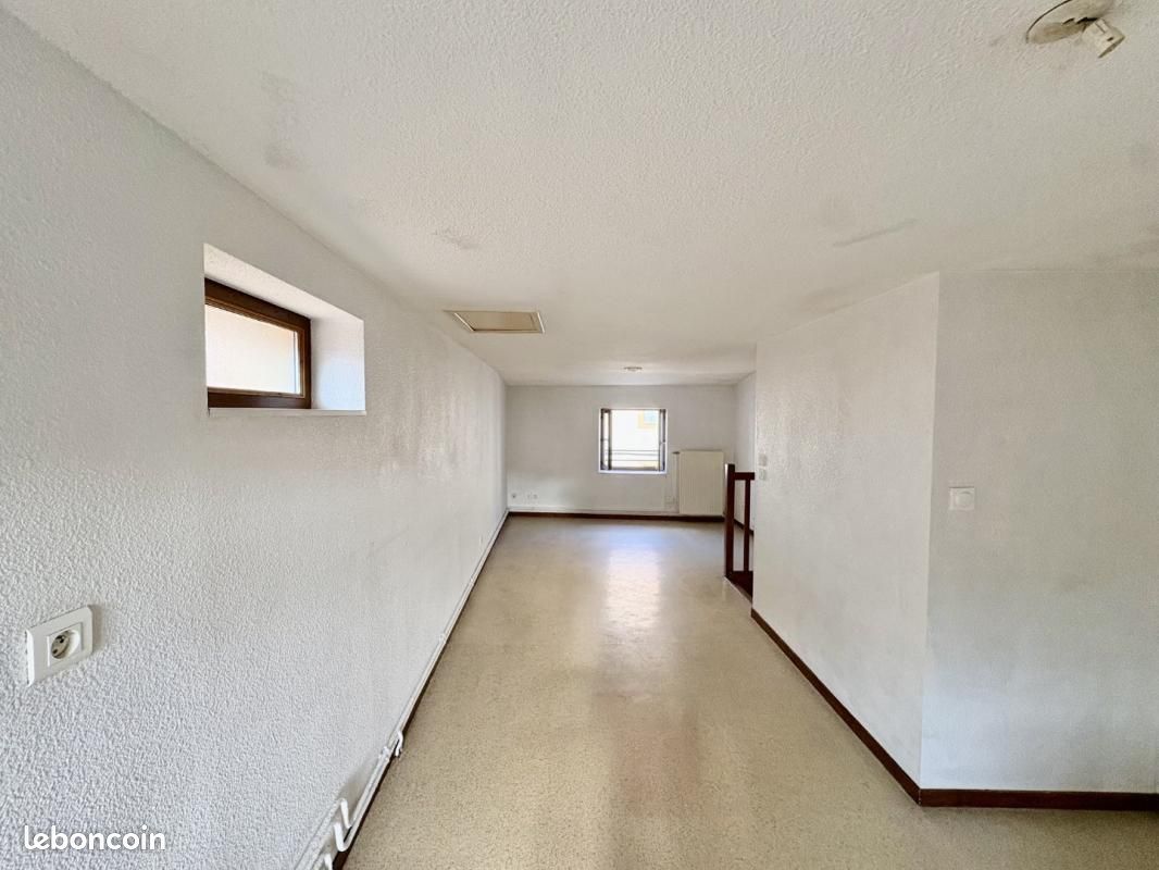 Appartement 2 pièces 40 m² · à Roanne · 40 m² · 355 €/mois